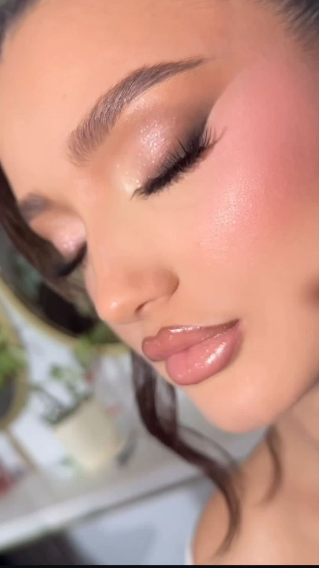 Riyaa_studio – Maquillage à Paris